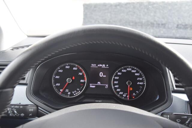Seat Arona 1.0 TSI 115 DSG Move Navi/CarPlay/Dab+/4Season