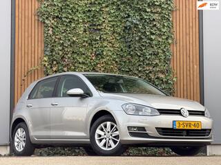 Volkswagen Golf VII