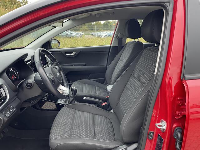 KIA Stonic 1.0 T-GDi MHEV DynamicLine | BTW   | Achteruitrijcamera |