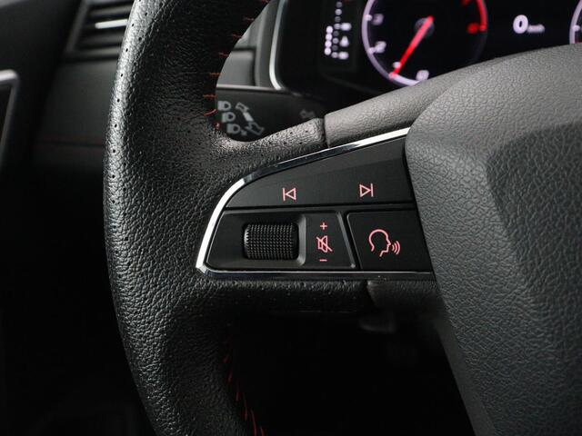 Seat Arona 1.0 TSI FR Intense | Adaptive cruise | Camera | Carplay | Navigatie | Full LED | Keyless | Virtual Cockpit | Climate control | Parkeerhulp
