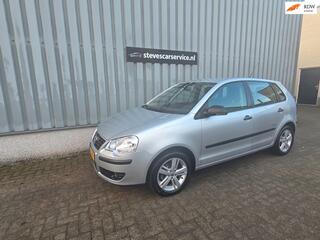 Volkswagen Polo (2009 - 2017)