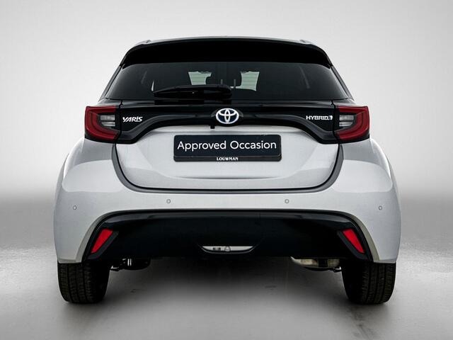 Toyota Yaris 1.5 Hybrid Executive | Navigatie | Parkeersensoren voor+achter | Blind Spot Monitor |