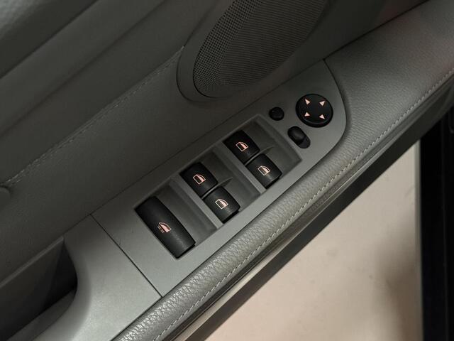 BMW 3-Serie Cabrio 320i High Executive | CarPlay | Camera