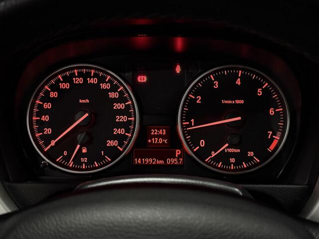 BMW 3-Serie Cabrio 320i High Executive | CarPlay | Camera