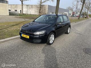 Volkswagen Golf VI