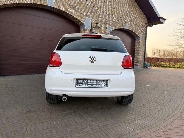 Volkswagen Polo 1.2 TSI Match 105 PK DSG Panoramadak/Airco/Xenon/LED/Car Play/Android Auto/17 Inch/PDC/Stoelverwarming/Apk 03-2027