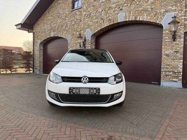 Volkswagen Polo 1.2 TSI Match 105 PK DSG Panoramadak/Airco/Xenon/LED/Car Play/Android Auto/17 Inch/PDC/Stoelverwarming/Apk 03-2027