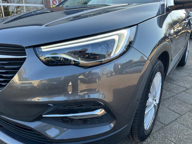 Opel Grandland X 1.2 TURBO BUS.AUTOMAAT,NAV,DAB,CARPLAY