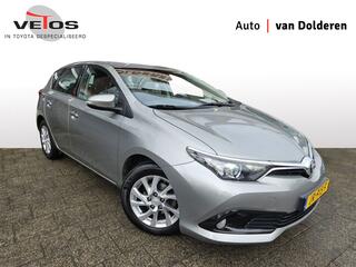 TOYOTA AURIS 1.2T Aspiration Navi