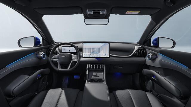BYD Atto 3 EVO Design  | 510 WLTP | Apple Carplay | Navigatie | 360 graden camera | Trekgewicht 1.500 kg