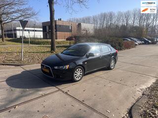 MITSUBISHI LANCER Sportback 1.6 Edition Two Clima.Navi