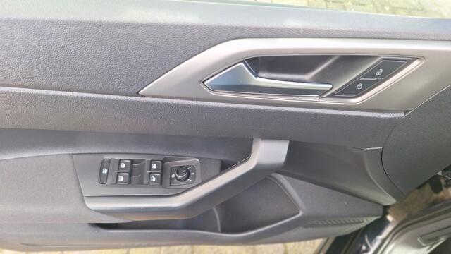 Volkswagen Polo 1.0 TSI Comfortline Business/Navigatie/Camera/Pdc V/A/Enz