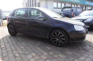 Volkswagen Golf V