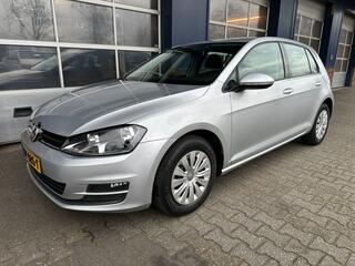 Volkswagen Golf VII