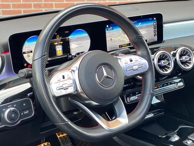 Mercedes-Benz A-Klasse 180 BUSINESS SOLUTION AMG PANORAMA NAVI CLIMA STOELVW CAME