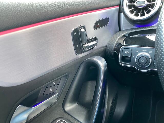 Mercedes-Benz A-Klasse 180 BUSINESS SOLUTION AMG PANORAMA NAVI CLIMA STOELVW CAME