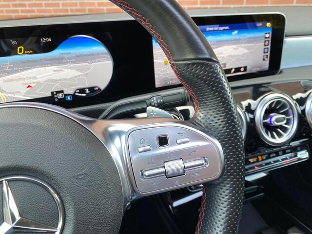 Mercedes-Benz A-Klasse 180 BUSINESS SOLUTION AMG PANORAMA NAVI CLIMA STOELVW CAME