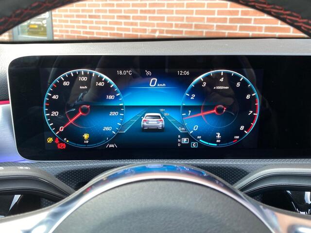 Mercedes-Benz A-Klasse 180 BUSINESS SOLUTION AMG PANORAMA NAVI CLIMA STOELVW CAME