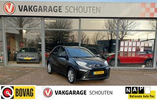 TOYOTA AYGO X 1.0 VVT-i MT first