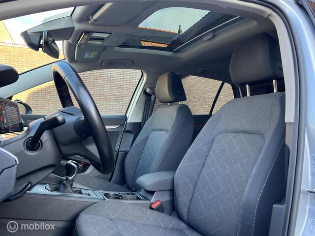 Volkswagen Golf 1.5 TSI Style| PANO| LED| Stuur&Stoel Verw.