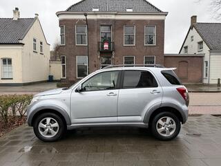 Daihatsu Terios 1.5-16v Adventure 4X4 NAVI AIRCO E KOPPELING REVISIE BAK