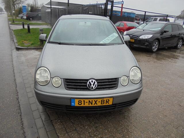 Volkswagen Polo 1.4-16V Athene