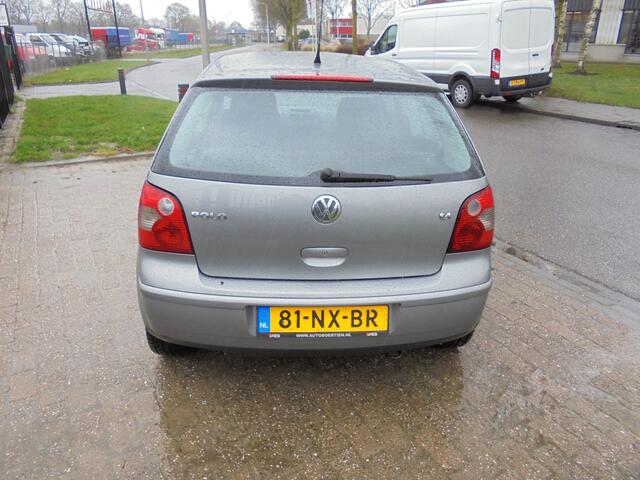 Volkswagen Polo 1.4-16V Athene