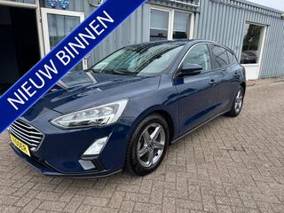 FORD FOCUS 1.0 EcoBoost Titanium Business