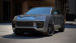 PORSCHE CAYENNE 3.0 E-Hybrid Black Edition