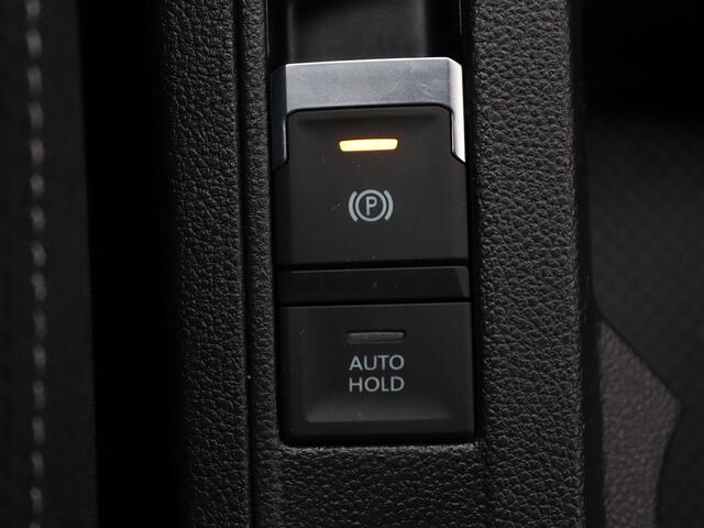 Volkswagen T-ROC TSI 150pk Life Business DSG/Automaat Camera | Adapt. Cruise | Navi | Parkeersens. v+a