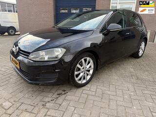 Volkswagen Golf VII