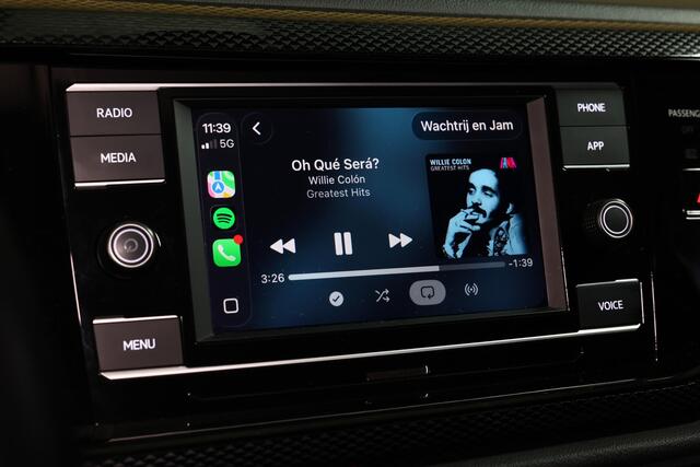 Volkswagen Polo 1.0 TSI Highline MODEL 23 AUT VIRTUAL DashB CARPLAY AIRCO STOELVW R line Vlgn PDC 21