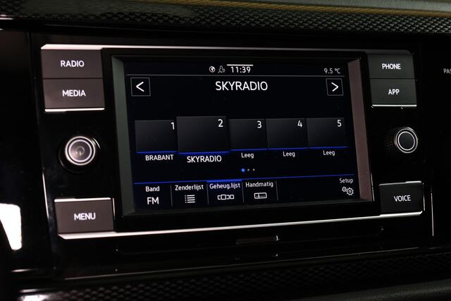 Volkswagen Polo 1.0 TSI Highline MODEL 23 AUT VIRTUAL DashB CARPLAY AIRCO STOELVW R line Vlgn PDC 21
