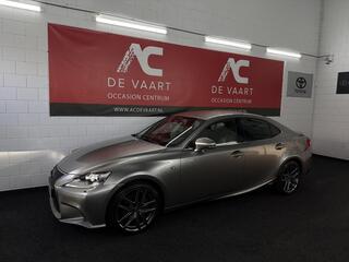 LEXUS IS 300h F Sport
