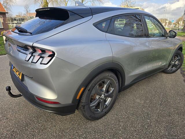 Ford Mustang Mach-E RWD 75 kWh/SOH92.5%/Trekhaak/Navi/Leder/Camera