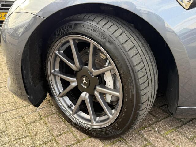 Tesla Model 3 LONG RANGE AWD 75KWH | FSD | TREKHAAK | SOH 90