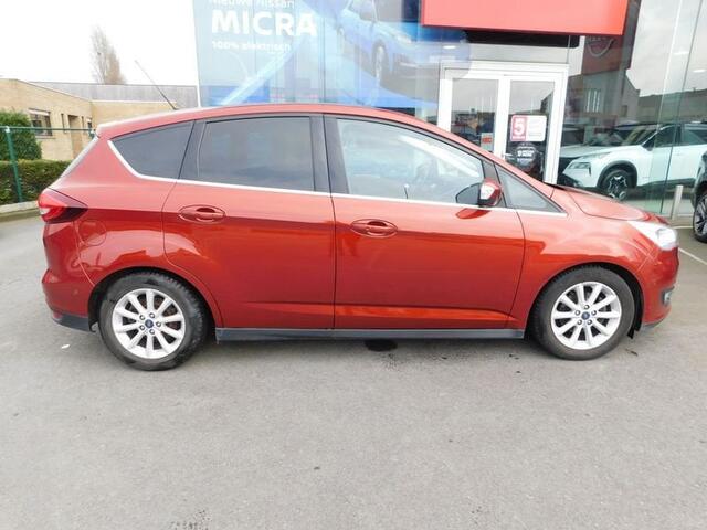 Ford C-MAX 1000 cc  Eco Boost Titanium