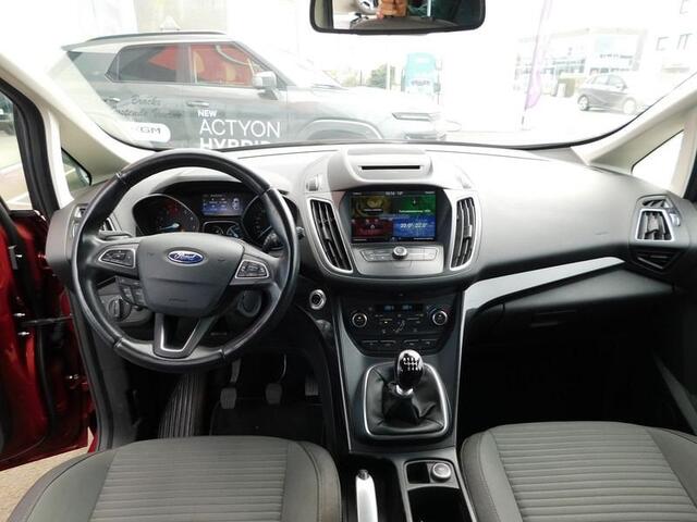Ford C-MAX 1000 cc  Eco Boost Titanium