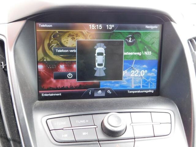 Ford C-MAX 1000 cc  Eco Boost Titanium