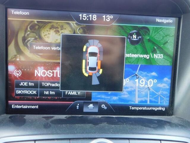 Ford C-MAX 1000 cc  Eco Boost Titanium