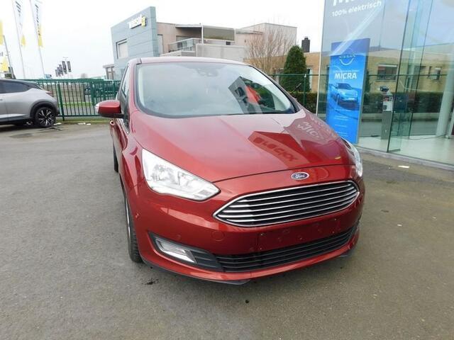 Ford C-MAX 1000 cc  Eco Boost Titanium