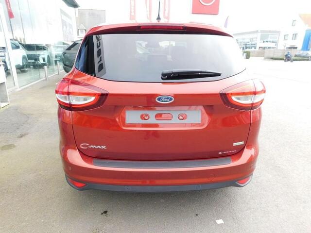 Ford C-MAX 1000 cc  Eco Boost Titanium