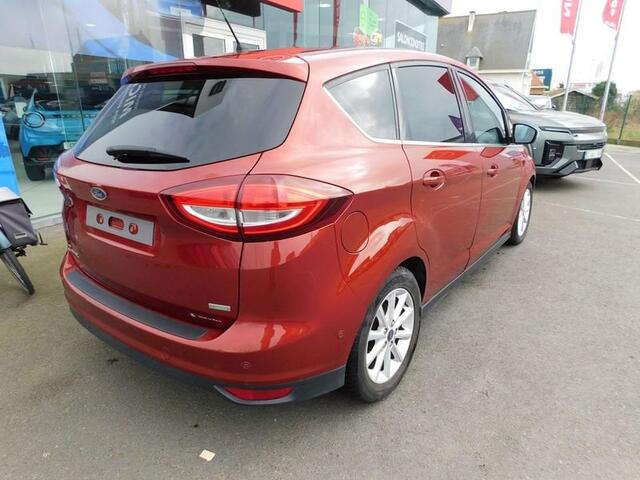 Ford C-MAX 1000 cc  Eco Boost Titanium