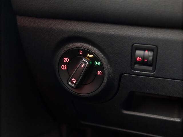 Seat Ibiza 1.0 TSI FR Business Intense VIRTUAL COCKPIT, APPLE CARPLAY, GROOT NAVI, BEATS AUDIO, CLIMATE, KEYLESS, SPORTSTOELEN, GETINT GLAS, LM VELGEN, ZWA