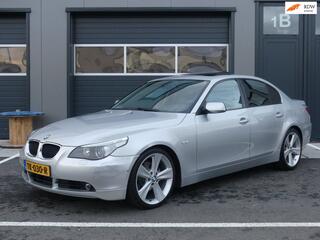 BMW 5-SERIE 530i Executive Automaat Leder Navi 19Inch Xenon Schuifdak Trekhaak