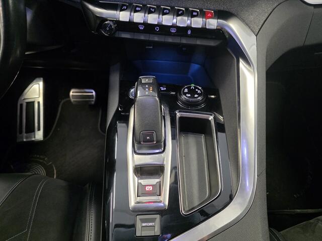 Peugeot 3008 1.2 PureTech Crossway Automaat - LED - Alcantara/Leer - Navi -