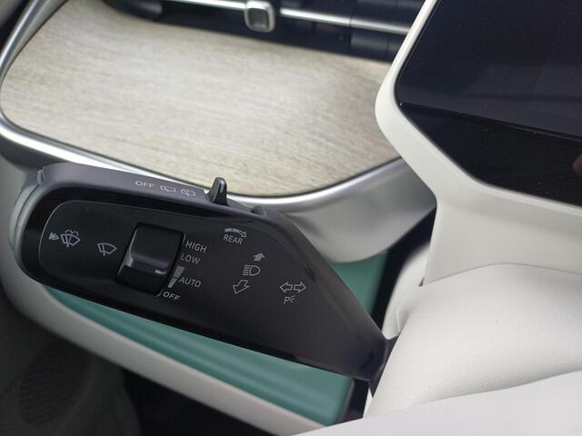 Volkswagen ID. Buzz Bedrijfswagens Pro Bulli Limited Elektromotor 210 kW 286 pk 323 | 7-zits | 20 Stockton velgen | Trekhaak elektrisch | IQ Lights | Elektrische