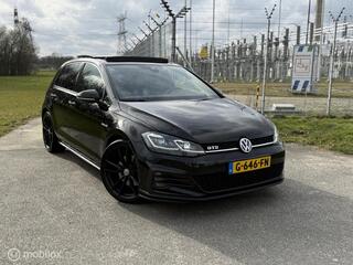 VOLKSWAGEN GOLF 2.0 Tdi 7.5 GTD Pano Acc Lane Dyn