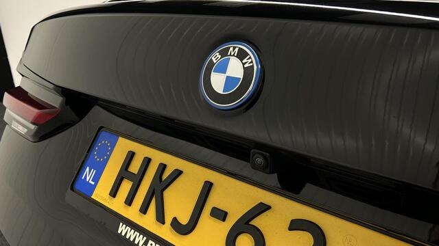 BMW 5-Serie Touring 530e Business Edition Plus SOH 92% PANO LEER CAMERA TREKHAAK.