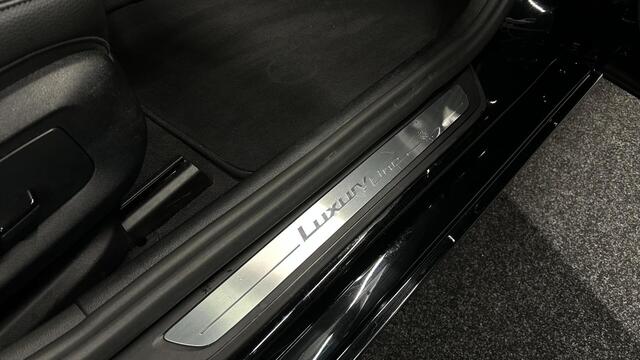 BMW 5-Serie Touring 530e Business Edition Plus SOH 92% PANO LEER CAMERA TREKHAAK.
